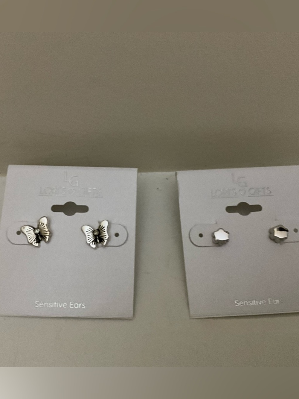 Lori’s Gifts Sensitive Ears Small Silver Tone Metal Post and Clutch Earrings